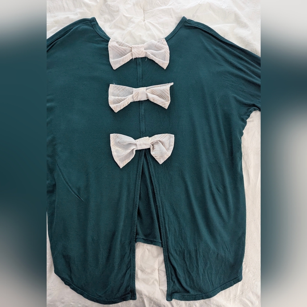 Moa Moa Bow Blouse